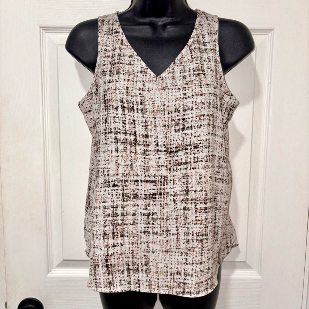 3/$15 MUST BUNDLE - Sleeveless V-Neck Top from Apt. 9 | Size: XS Petite